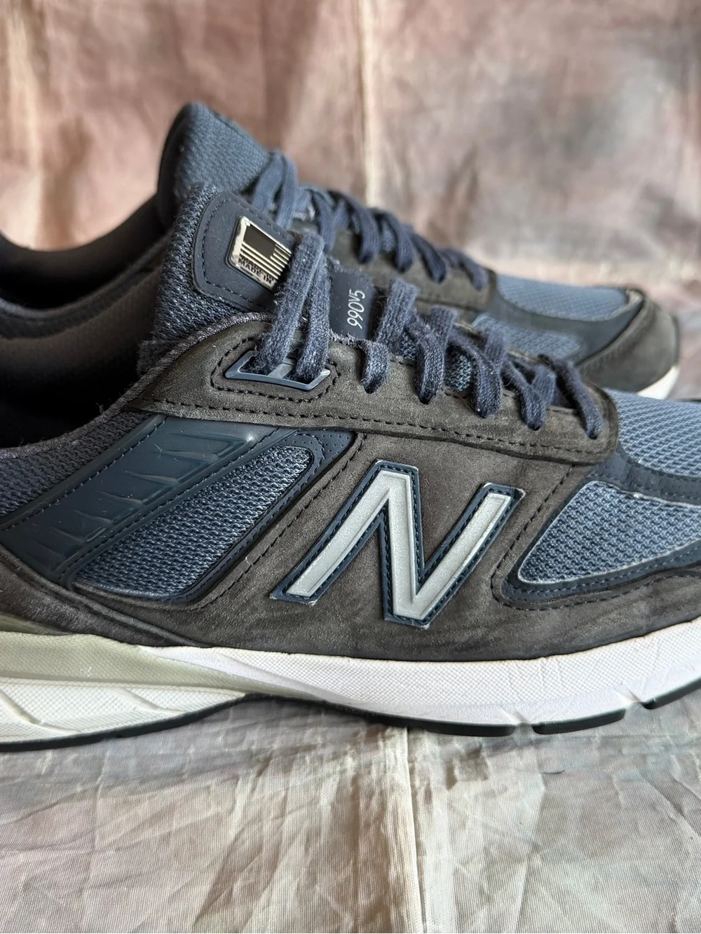New Balance 990v5 men’s size 10.5